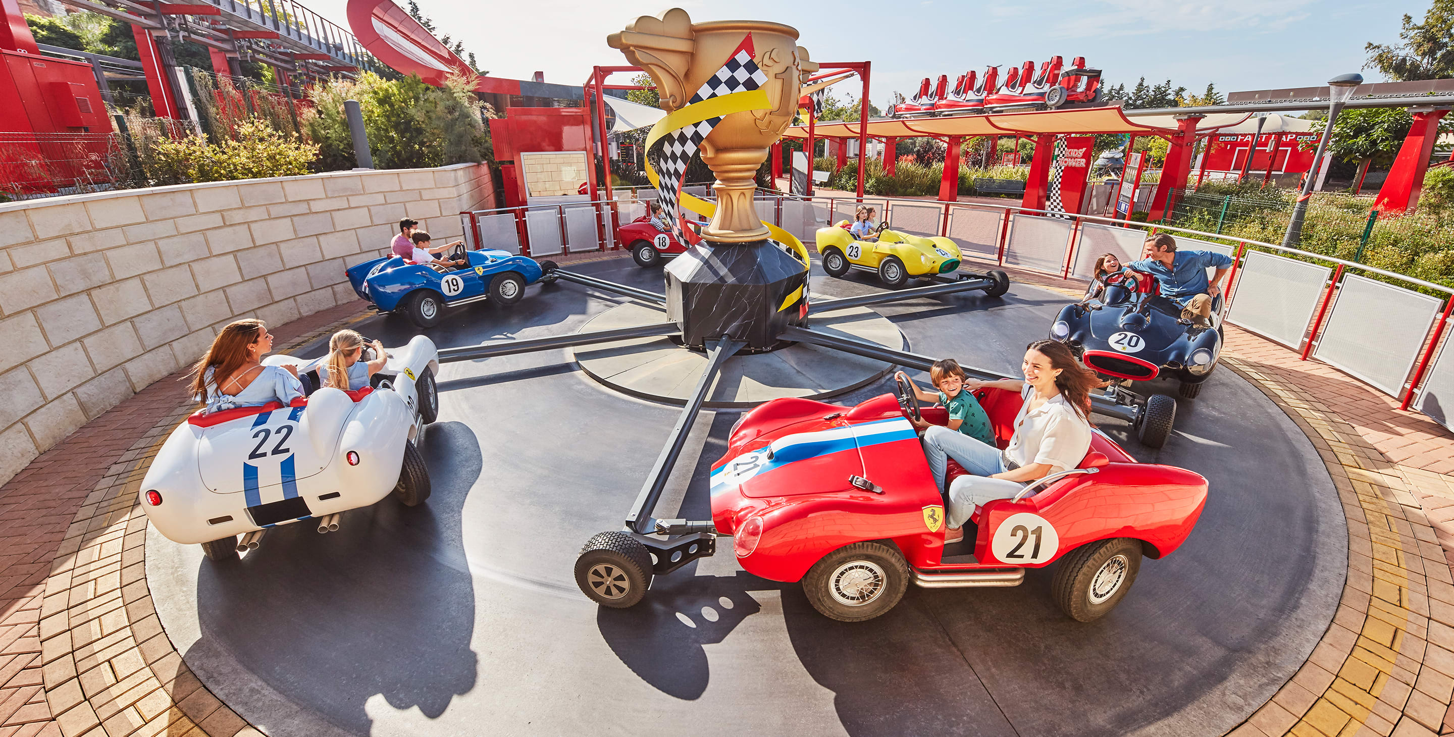 Champions Race: hold on tight, the curves are coming!